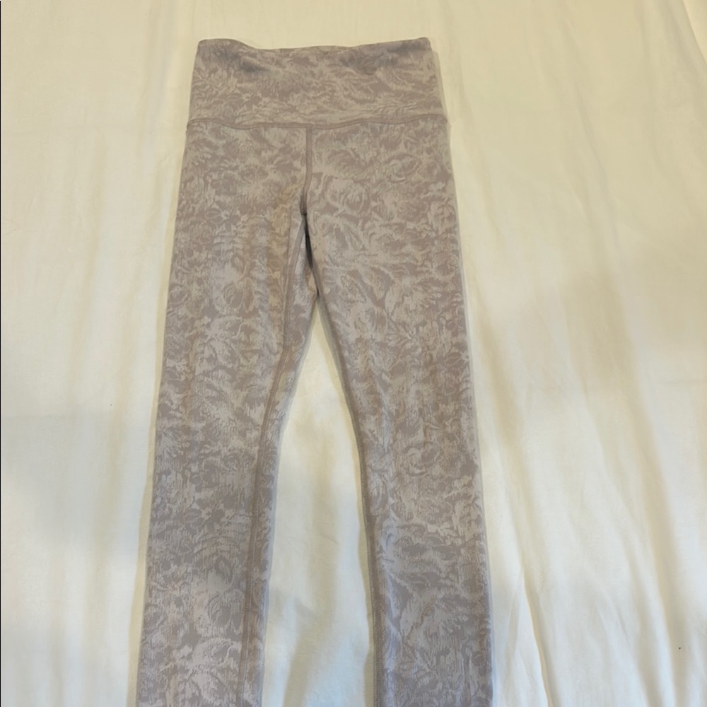 Athleta Textured Leggings in Light pink and gray